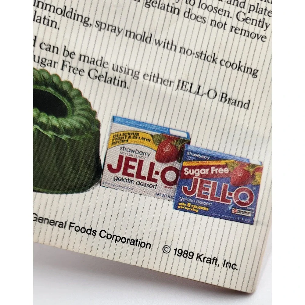 Jell-O Gelatin Molds Set 2 Pink Bunny Red Ring Vintage Good Recipe Booklets
